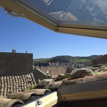 San Nicolo Holiday Home Montalbano Elicona Oda fotoğraf